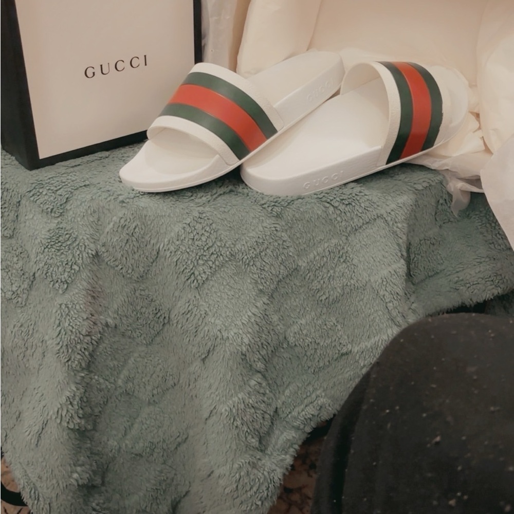 Gucci pursuit slides 7m/9w great condition - Picture 5 of 8